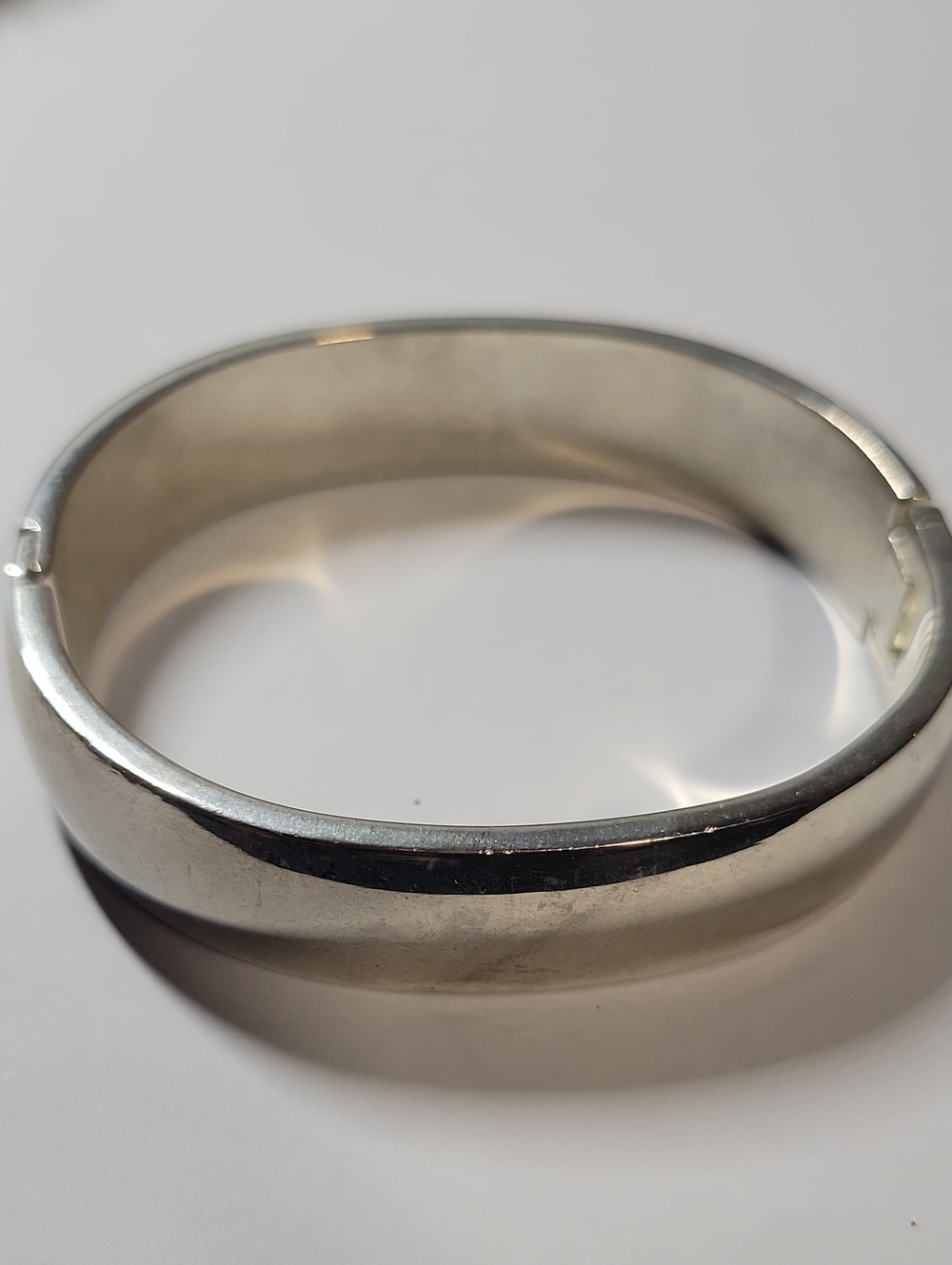 Silver Tone Hinged Bangle Bracelet